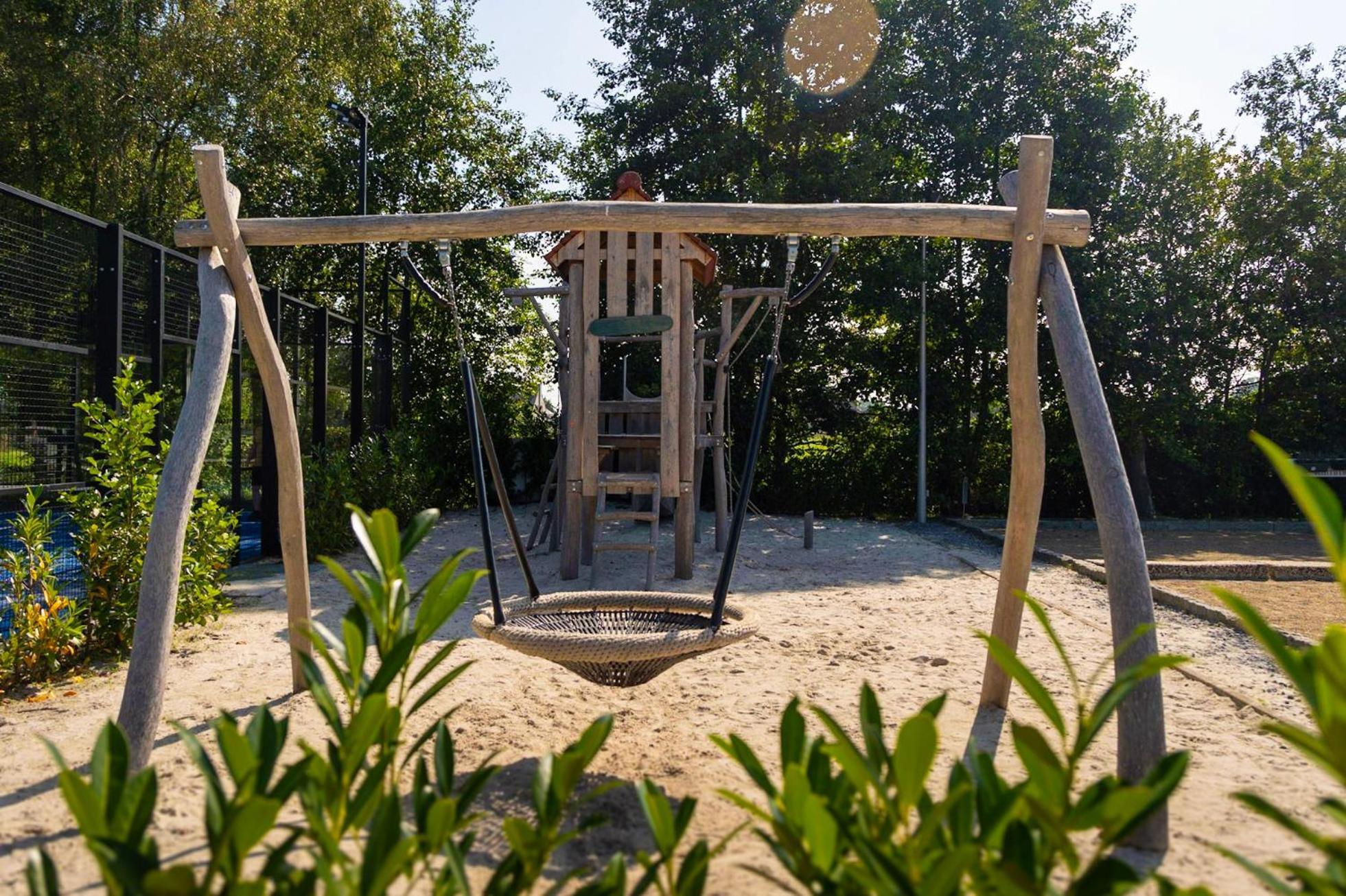 فندق Glamping - 25 Min Roermond, Maasmechelen & Maastricht Kinrooi المظهر الخارجي الصورة