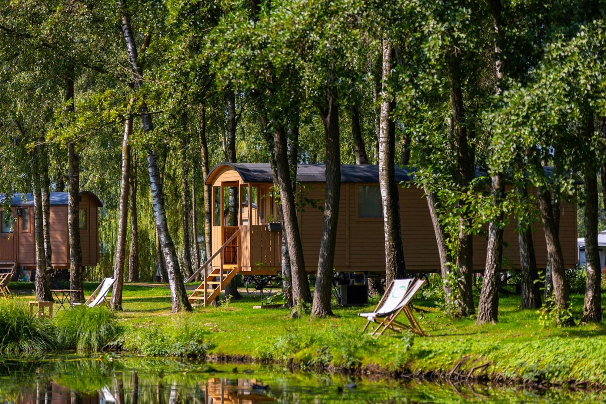 فندق Glamping - 25 Min Roermond, Maasmechelen & Maastricht Kinrooi المظهر الخارجي الصورة